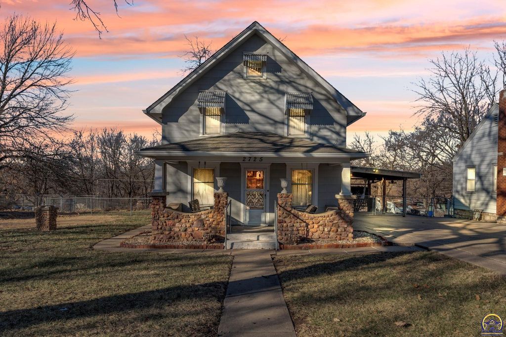 2725 SE Pennsylvania AVE, Topeka, KS 66605