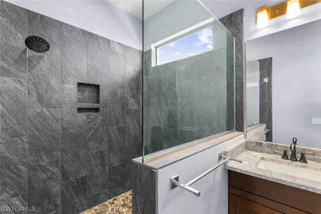 120 SE 24th ST, Cape Coral, FL 33990