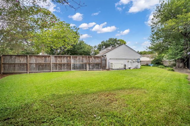 11407 Long Pine Drive, Houston, TX 77077