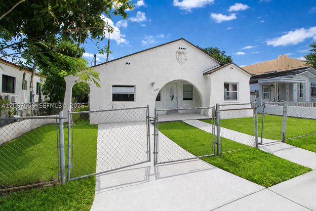 915 SW 9th Ct, Miami, FL 33130