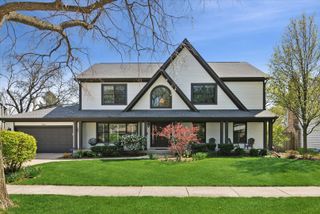 3325 Prestwick Lane, Northbrook, IL 60062