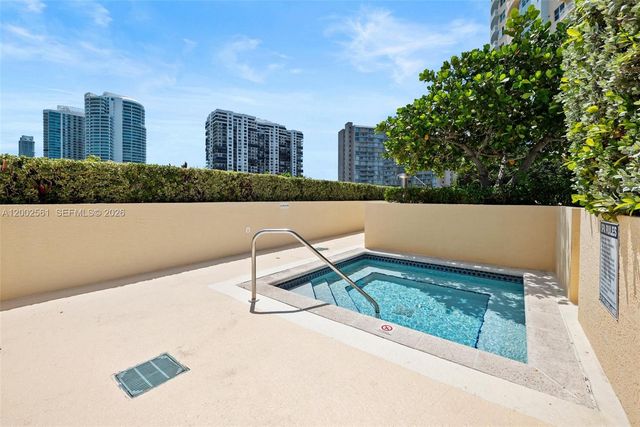 2475 Brickell Ave 1805, Miami, FL 33129