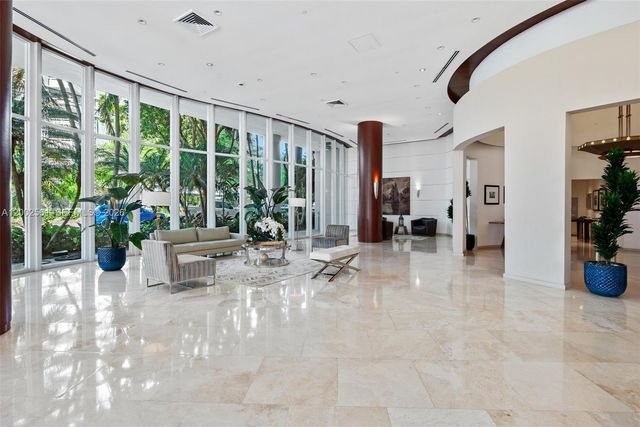 2475 Brickell Ave 1805, Miami, FL 33129