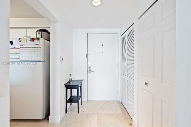 2475 Brickell Ave 1805, Miami, FL 33129