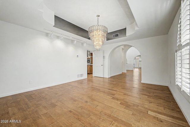 5988 N ECHO CANYON Drive, Phoenix, AZ 85018