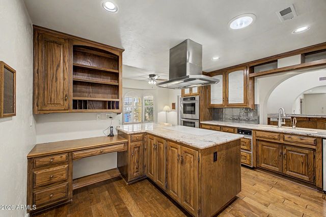 5988 N ECHO CANYON Drive, Phoenix, AZ 85018