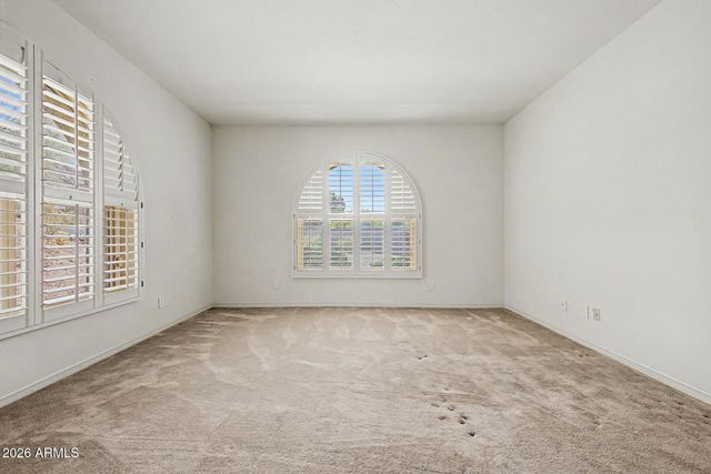 5988 N ECHO CANYON Drive, Phoenix, AZ 85018