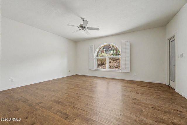 5988 N ECHO CANYON Drive, Phoenix, AZ 85018