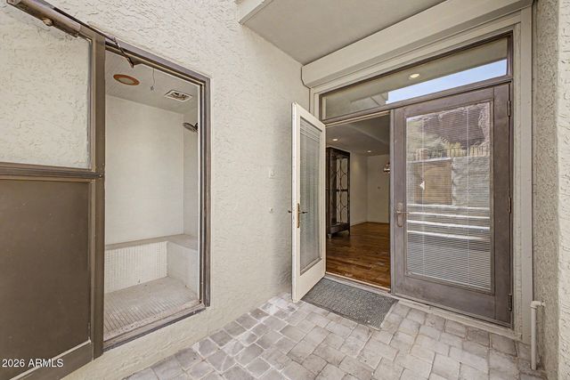 5988 N ECHO CANYON Drive, Phoenix, AZ 85018