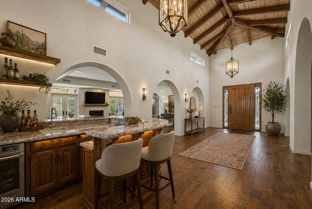 5988 N ECHO CANYON Drive, Phoenix, AZ 85018