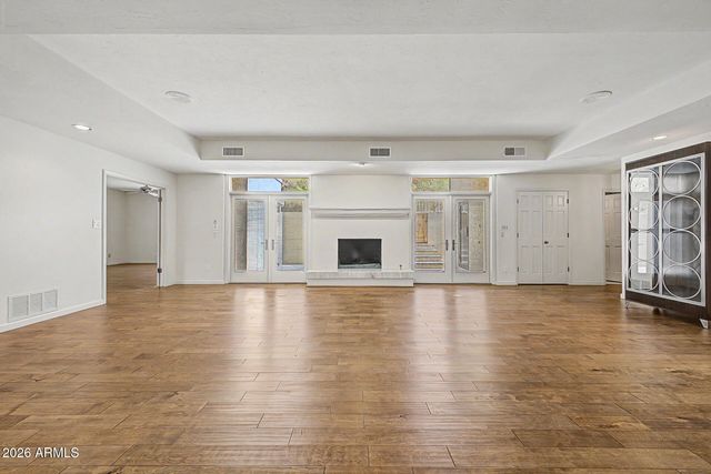 5988 N ECHO CANYON Drive, Phoenix, AZ 85018