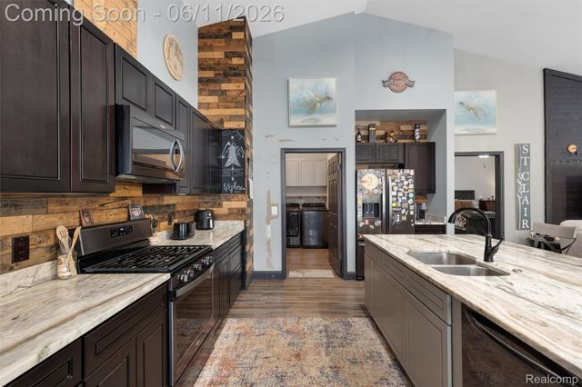 3099 Fruit Street, Clay Township, MI 48001