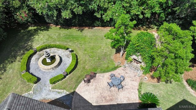 7863 Lakeridge Drive, Montgomery, AL 36117