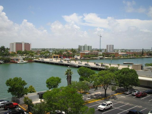 1455 N Treasure Dr 6D, North Bay Village, FL 33141