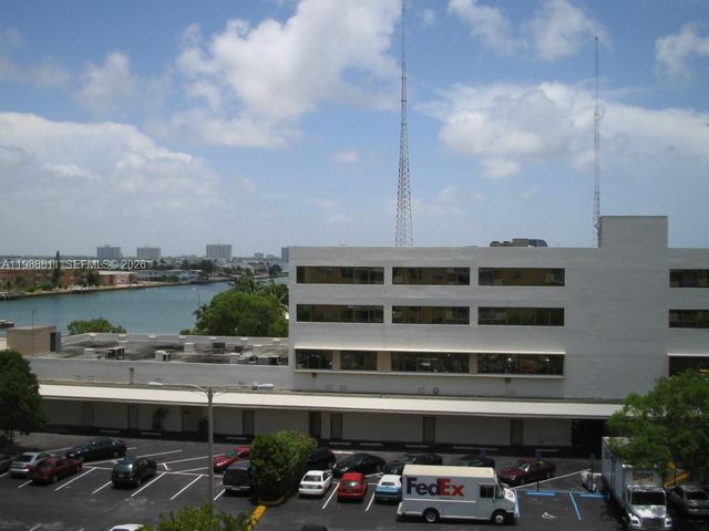 1455 N Treasure Dr 6D, North Bay Village, FL 33141