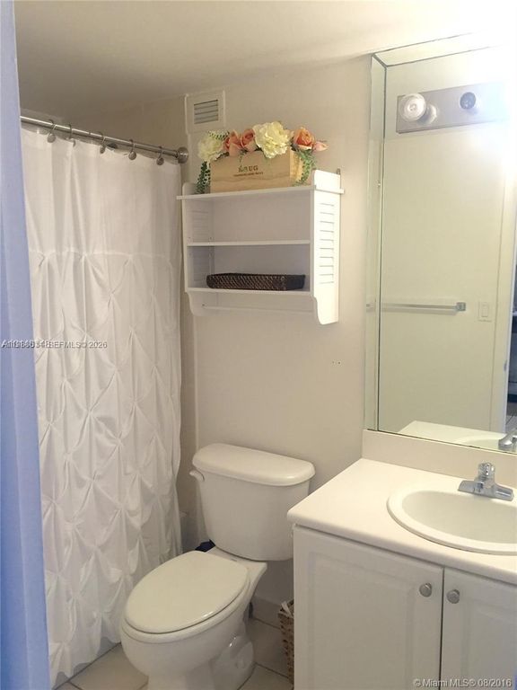 1455 N Treasure Dr 6D, North Bay Village, FL 33141