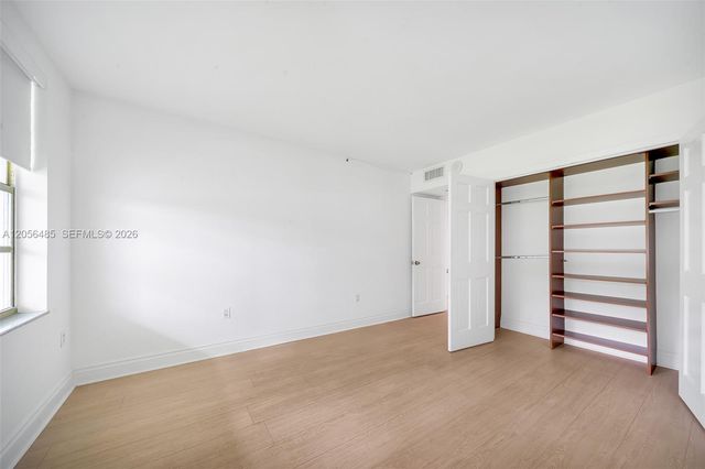 199 Ocean Lane Drive 201, Key Biscayne, FL 33149