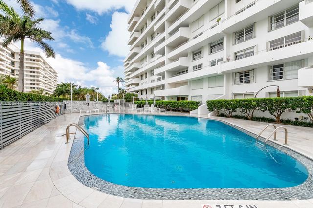 199 Ocean Lane Drive 201, Key Biscayne, FL 33149