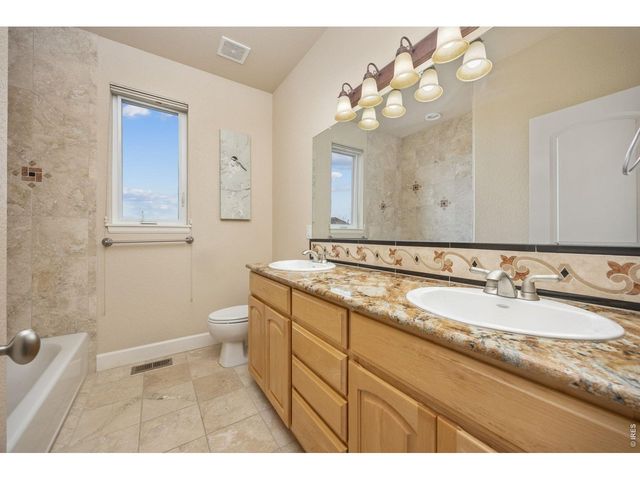 4251 Malibu Dr, Berthoud, CO 80513