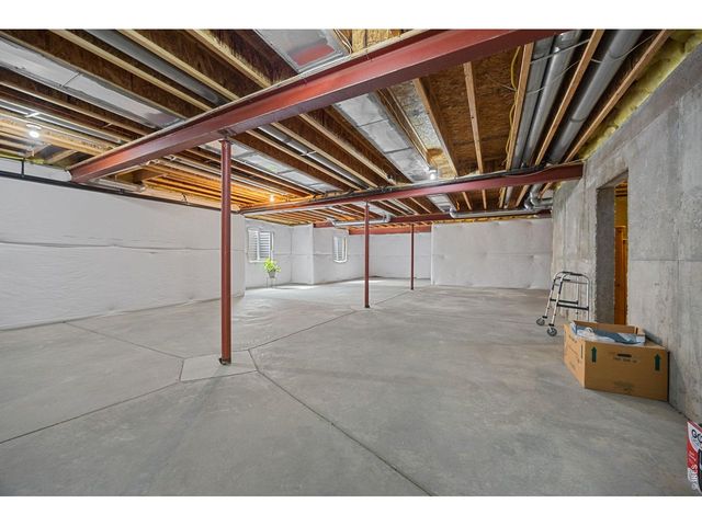 4251 Malibu Dr, Berthoud, CO 80513