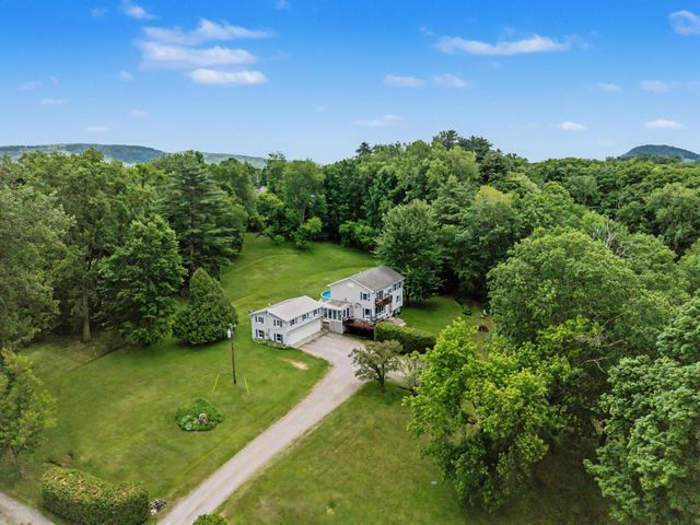 136-138 Ritchie Avenue, Milton, VT 05468