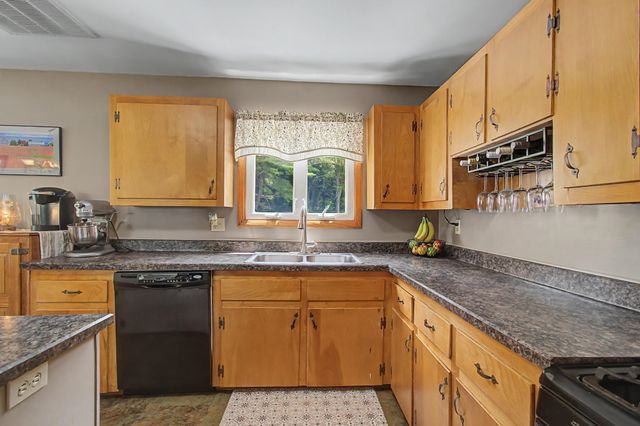 136-138 Ritchie Avenue, Milton, VT 05468