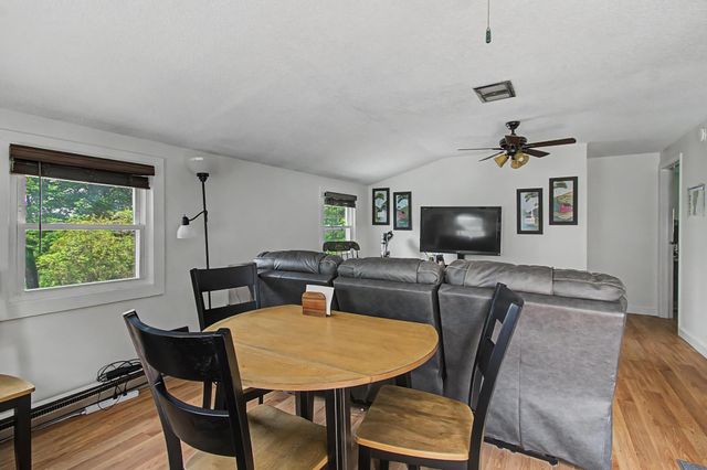 136-138 Ritchie Avenue, Milton, VT 05468