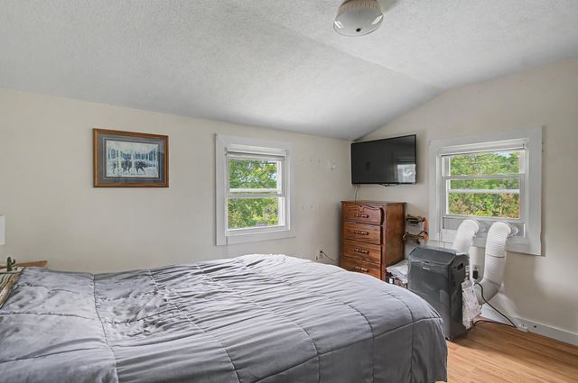 136-138 Ritchie Avenue, Milton, VT 05468