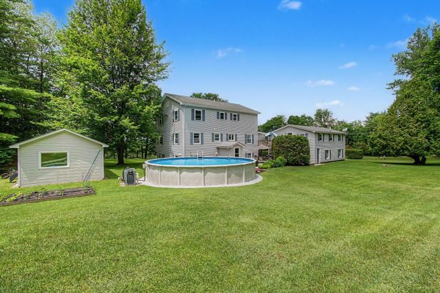 136-138 Ritchie Avenue, Milton, VT 05468