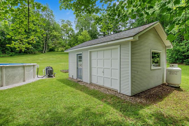 136-138 Ritchie Avenue, Milton, VT 05468