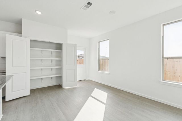 1026 S Oakhurst Drive, Dayton, TX 77535