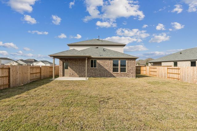 1026 S Oakhurst Drive, Dayton, TX 77535