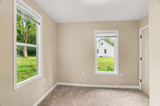 56527 Shore Avenue, Elkhart, IN 46516