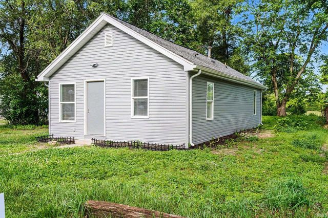 56527 Shore Avenue, Elkhart, IN 46516