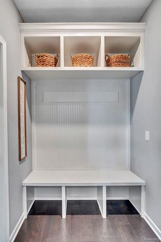 52361 Wellington Valley Drive, Macomb, MI 48042