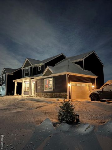 52361 Wellington Valley Drive, Macomb, MI 48042