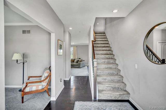 52361 Wellington Valley Drive, Macomb, MI 48042