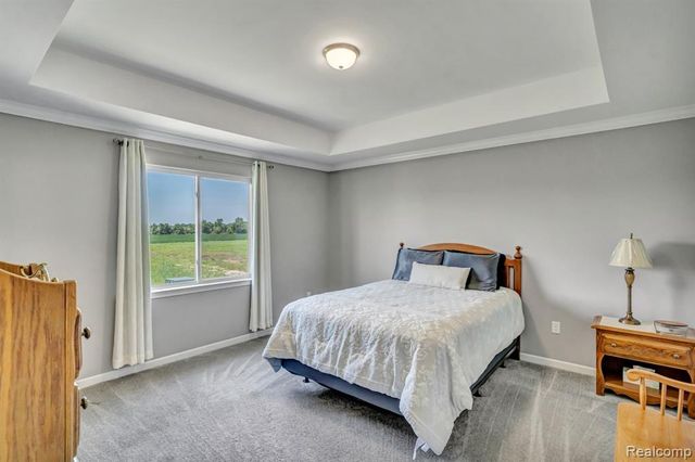 52361 Wellington Valley Drive, Macomb, MI 48042