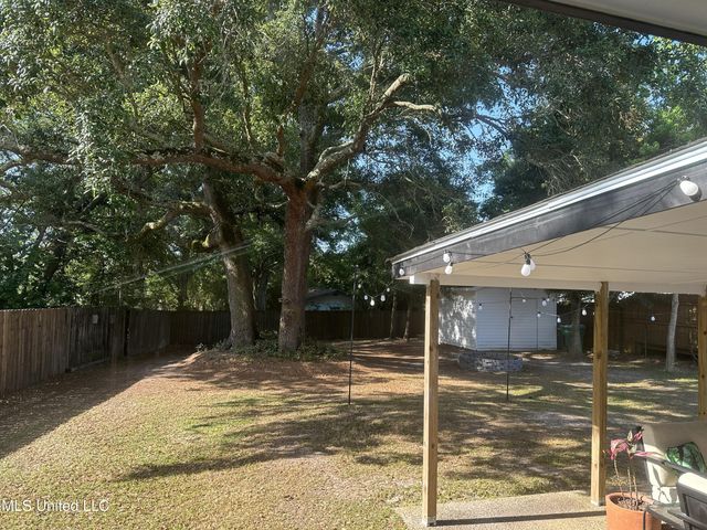 2321 Arbor Drive, Biloxi, MS 39531