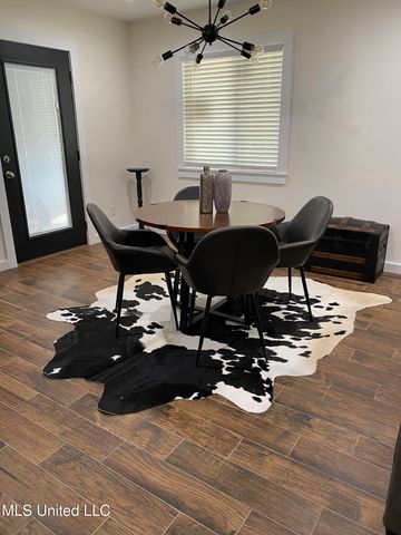 2321 Arbor Drive, Biloxi, MS 39531