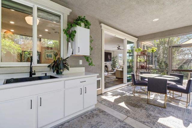 6179 Neff Ct, Citrus Heights, CA 95610