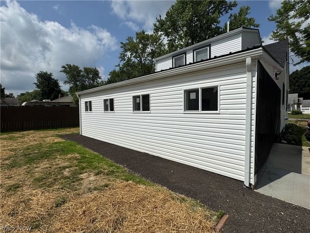 3706 Fargo Drive, Ashtabula, OH 44004