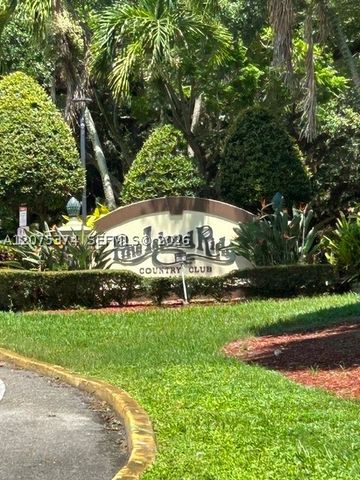 1811 Sabal Palm Dr 204, Davie, FL 33324