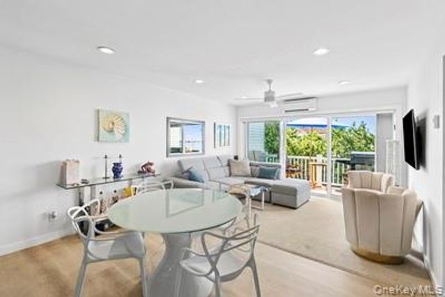 281 Dune Road 16B, Westhampton Beach, NY 11978