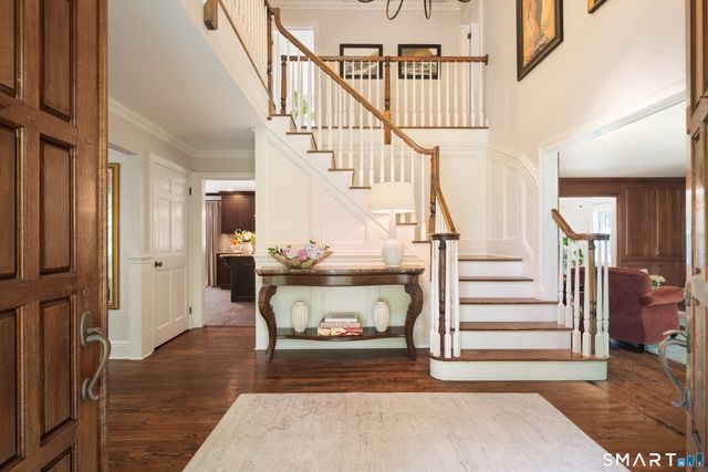 56 Long Lots Road, New Canaan, CT 06840