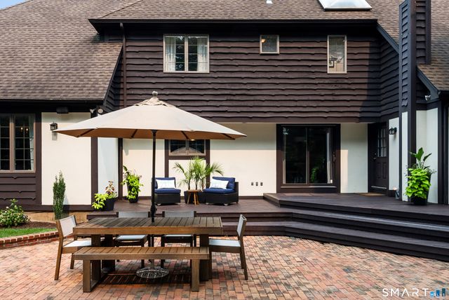 56 Long Lots Road, New Canaan, CT 06840