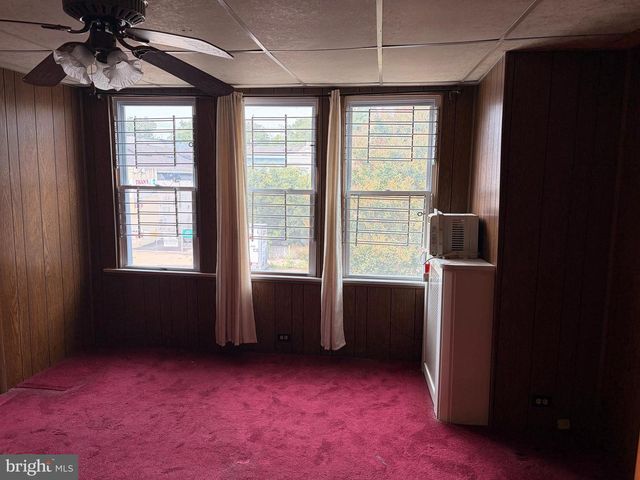 7014 GRAYS AVE, Philadelphia, PA 19142