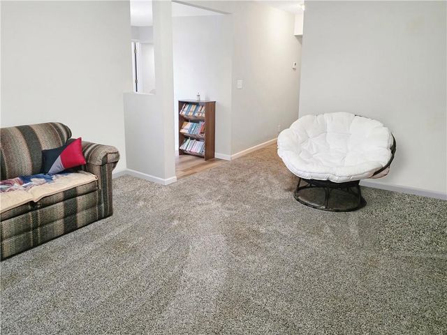 2100 & 2105 S Ellison Way, Independence, MO 64050