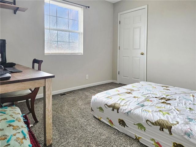 2100 & 2105 S Ellison Way, Independence, MO 64050