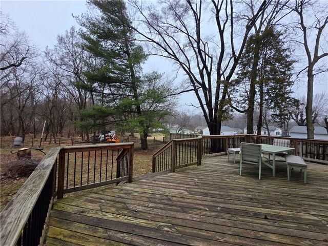 2100 & 2105 S Ellison Way, Independence, MO 64050